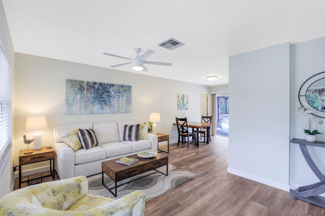 1960 16th St NE, Naples, FL 34120