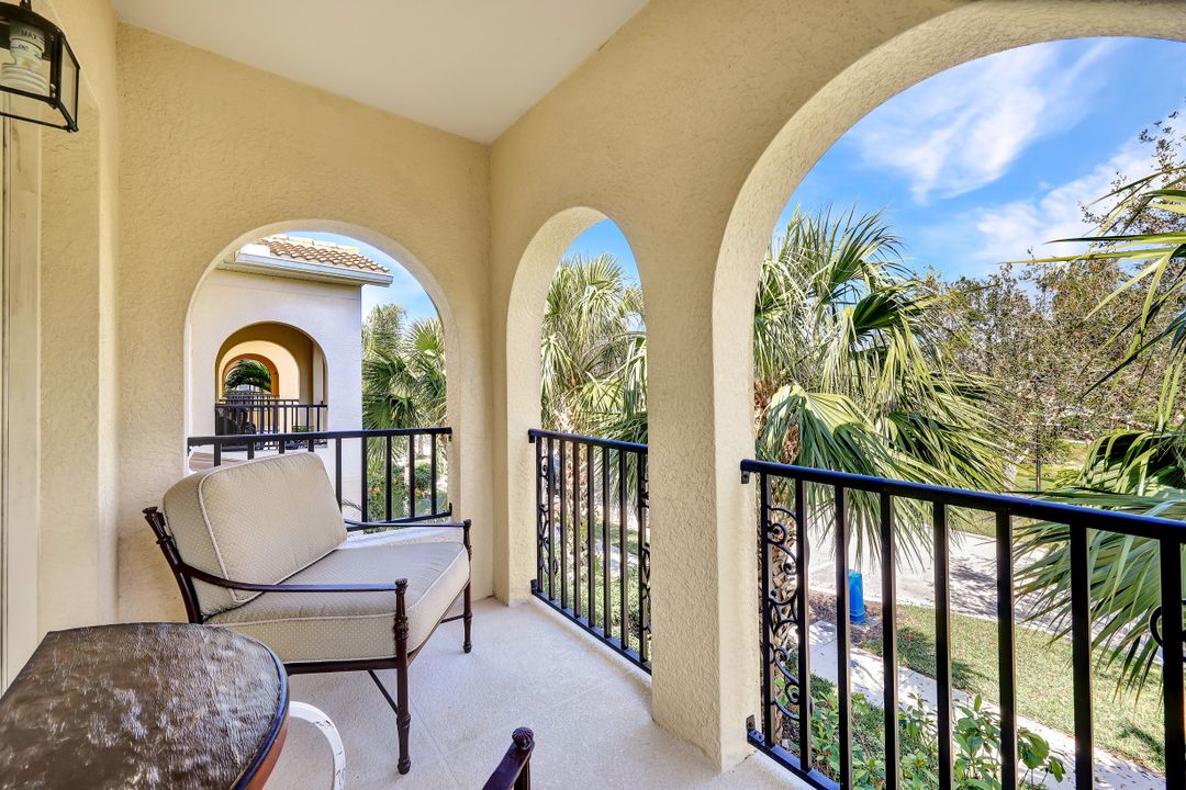 15247 Laughing Gull Ln, Bonita Springs, FL 34135