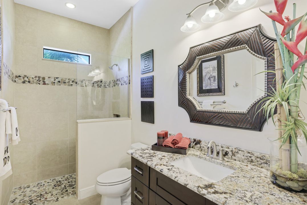 128 NW 39th Ave, Cape Coral, FL 33993