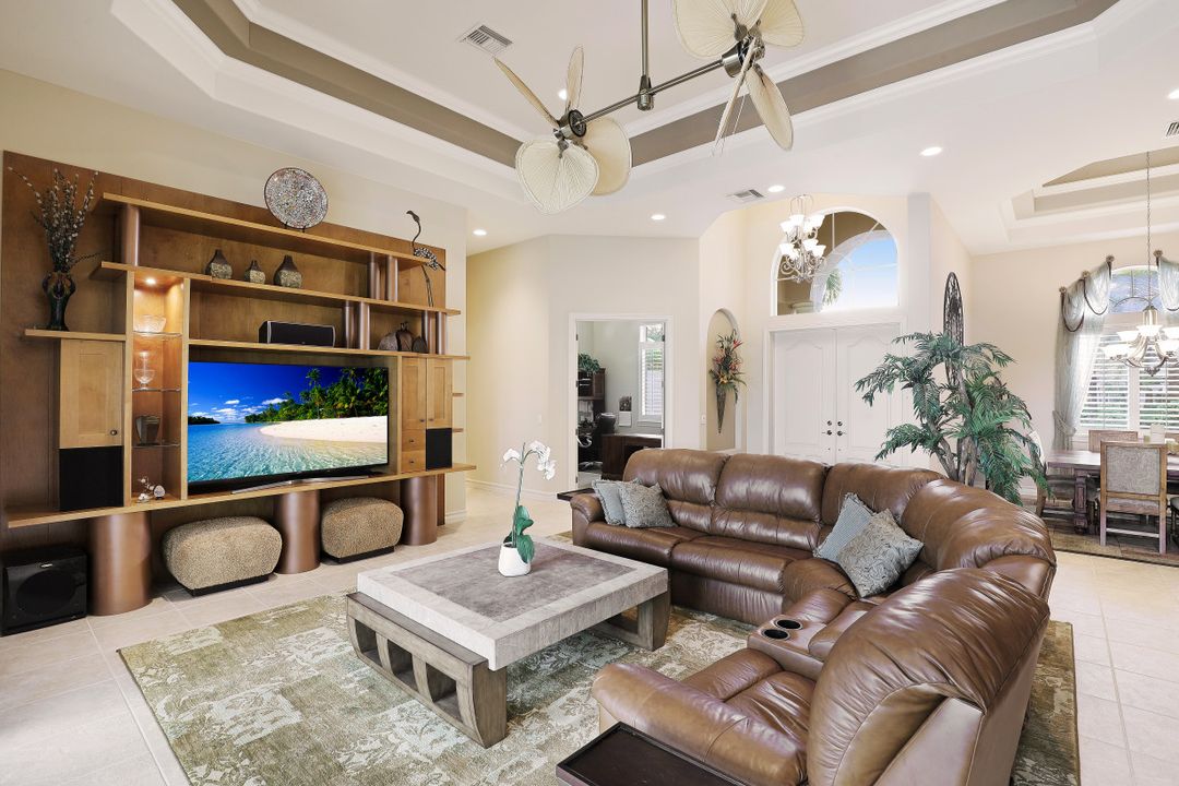 10590 Glen Lakes Dr, Bonita Springs, FL 34135