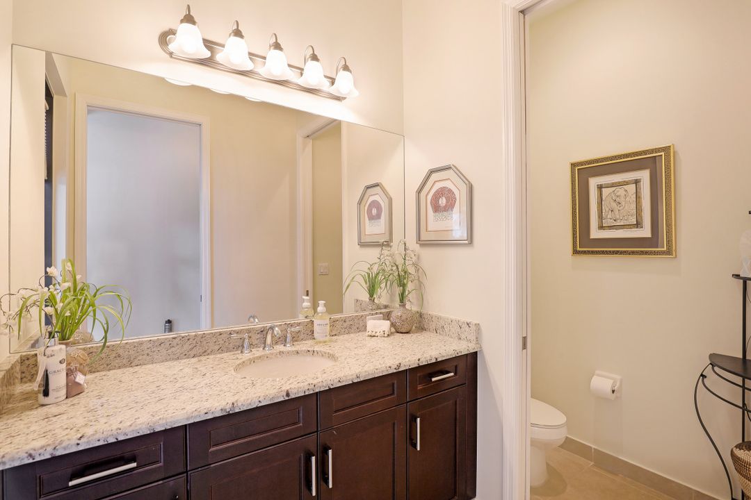 2760 Crystal Way, Naples, FL 34119