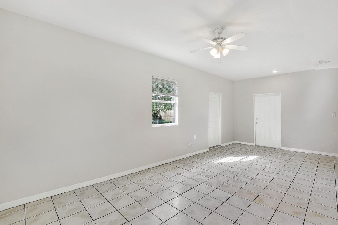 1858 Hanson St, Fort Myers, FL 33901