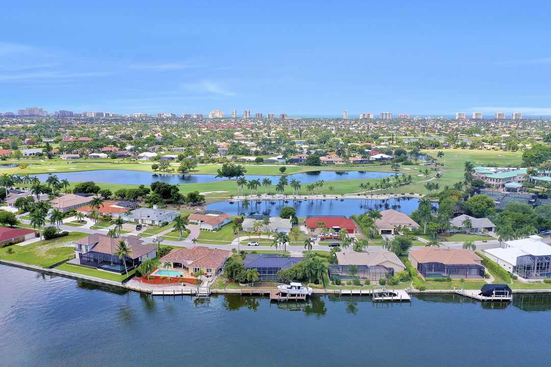 427 Nassau Ct, Marco Island, FL 34145