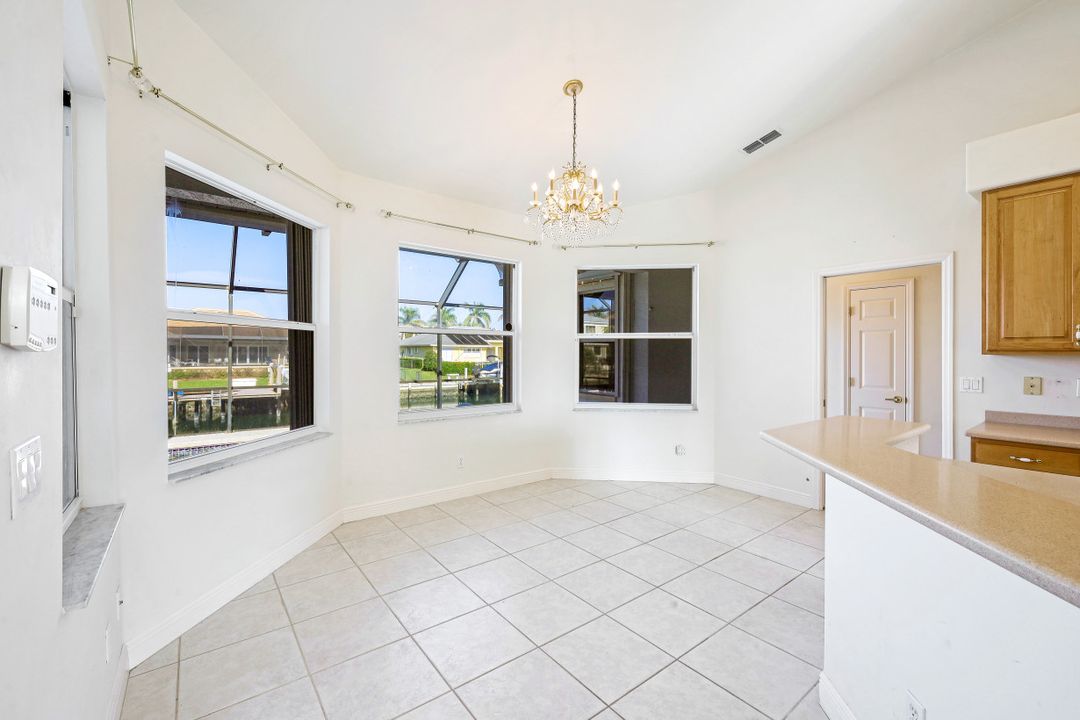 718 Nautilus Ct, Marco Island, FL 34145