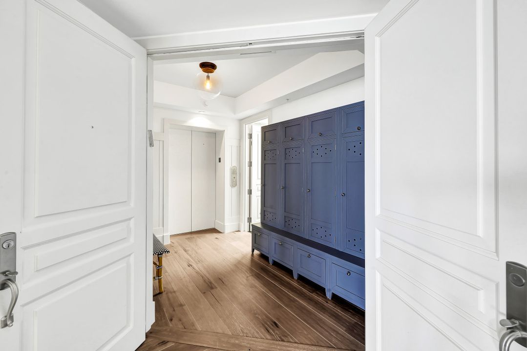 970 Cape Marco Dr #1707, Marco Island, FL 34145