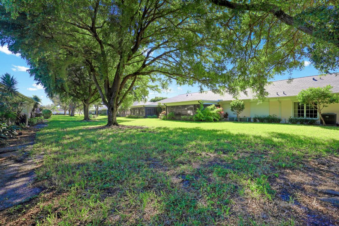 1250 Arcola Dr, Fort Myers, FL 33919