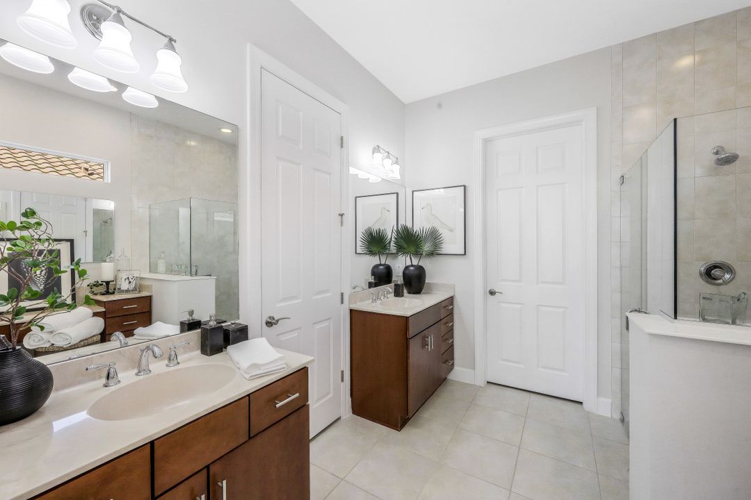 9328 Fieldstone Ln, Naples, FL 34120