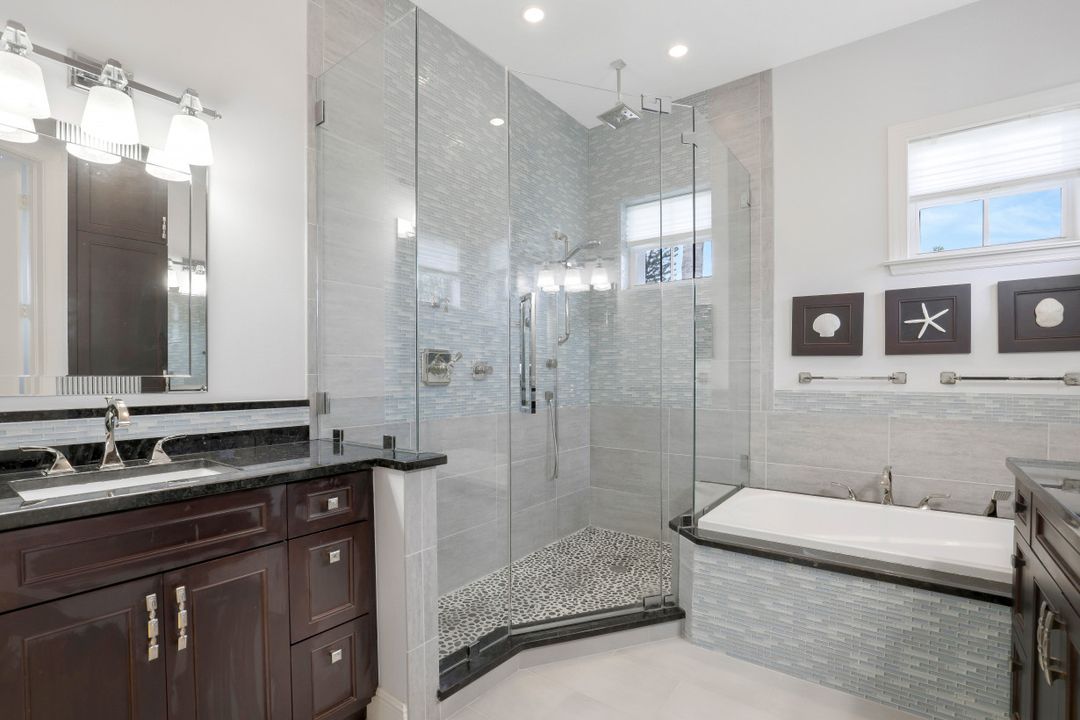 27070 Driftwood Dr, Bonita Springs, FL 34135