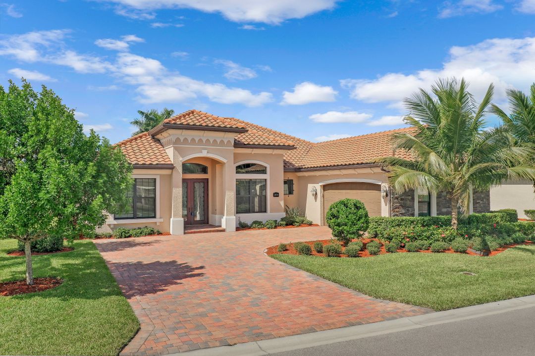 28770 Cavan Ct, Bonita Springs, FL 34135