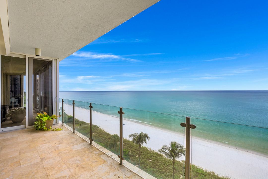 10 Seagate Dr #6S, Naples, FL 34103