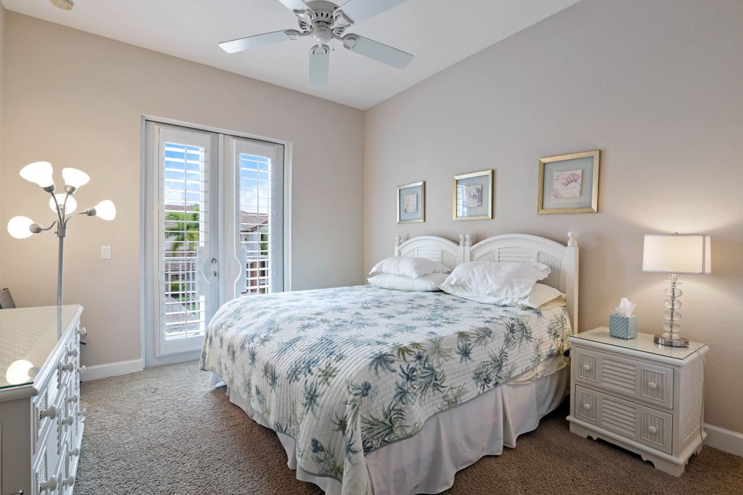 9208 Quartz Ln #4-202, Naples, FL 34120