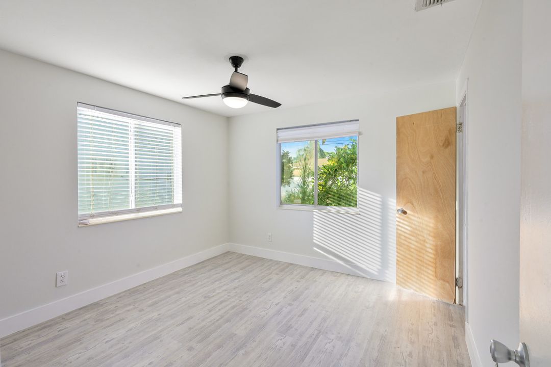 3575 Thomasson Dr, Naples, FL 34112