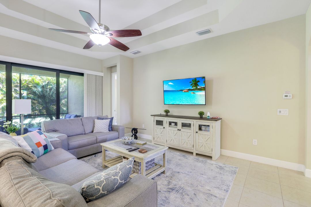 9247 Isla Bella Cir, Bonita Springs, FL 34135