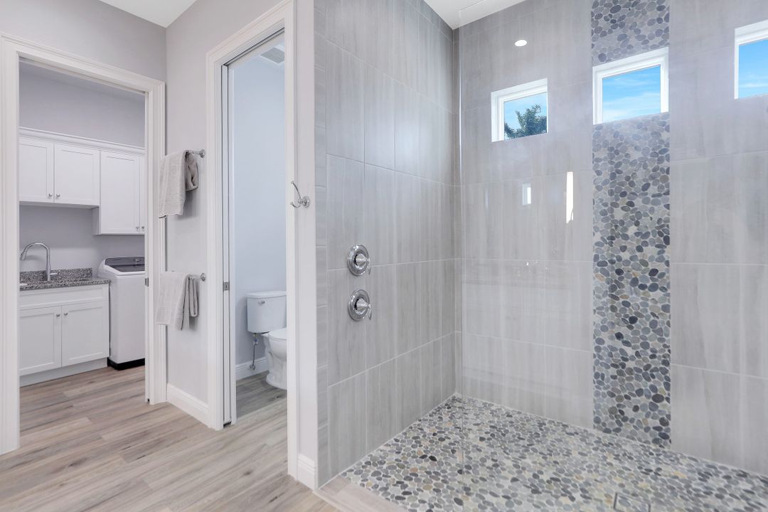 1131 Lucerne Ave, Cape Coral, FL 33904