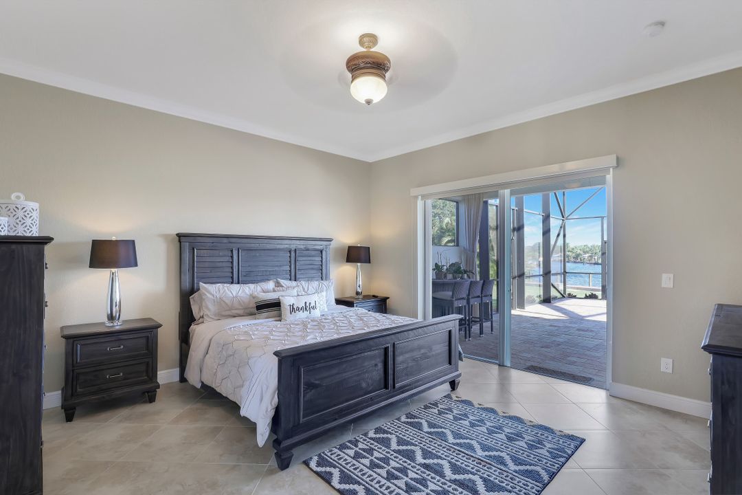 2126 Clubhouse Rd, North Fort Myers, FL 33917