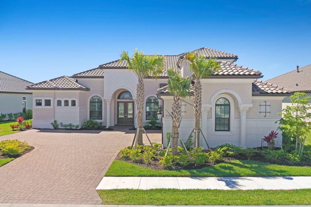 9328 Tulipano Ter, Naples, FL 34119