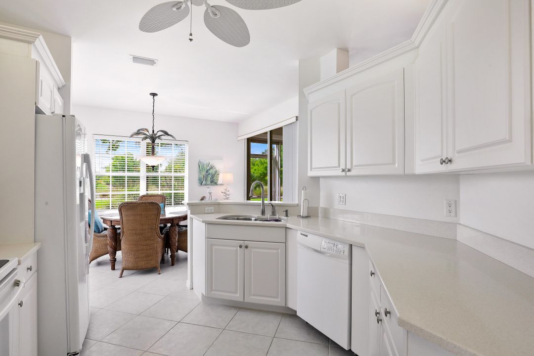 5870 3 Iron Dr #4-401, Naples, FL 34110