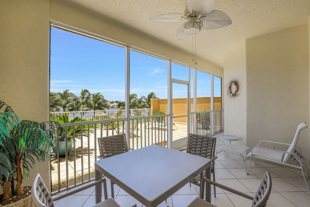 400 Flagship Dr #306, Naples, FL 34108