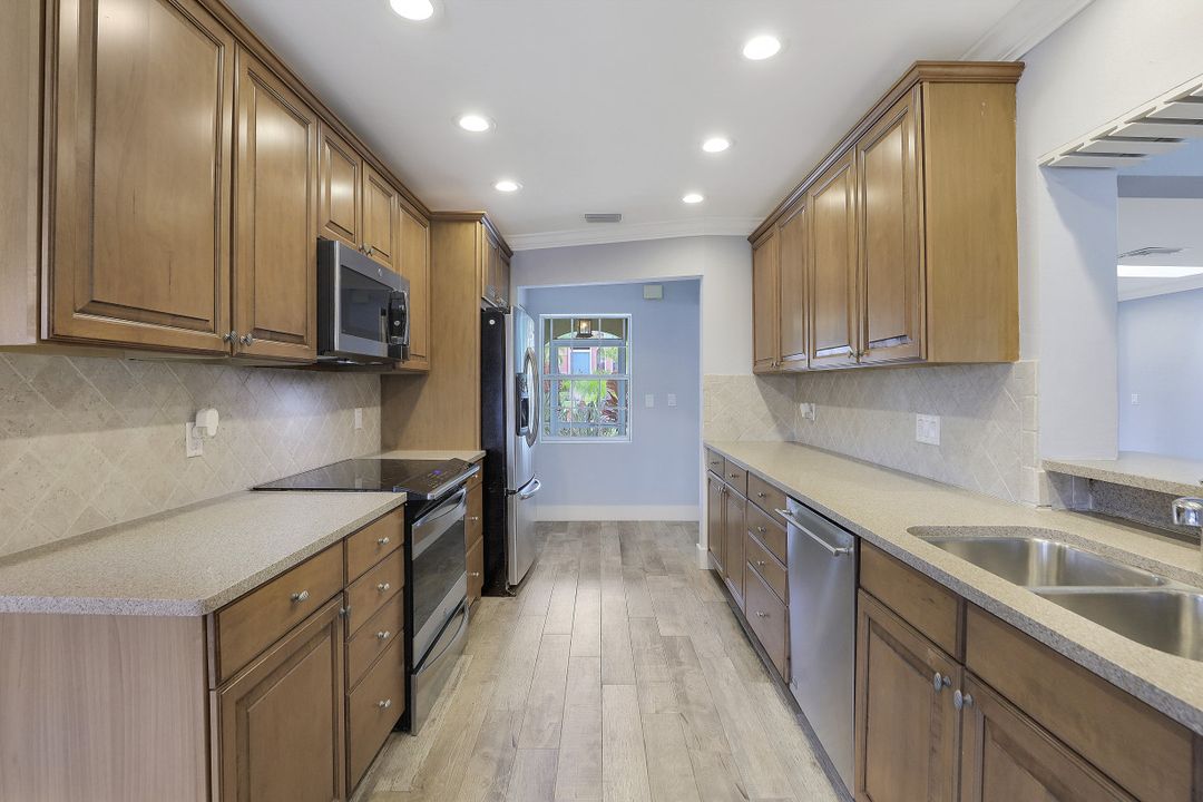 27273 Johnson St, Bonita Springs, FL 34135