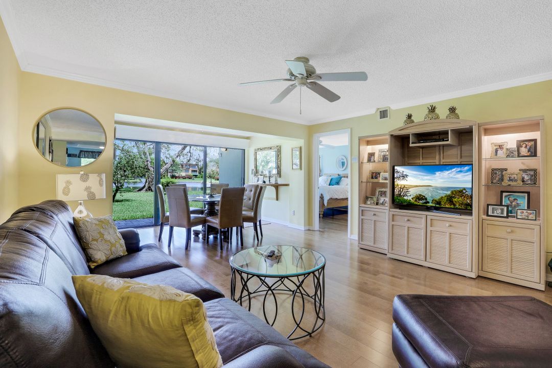 1624 Spoonbill Ln #A, Naples, FL 34105