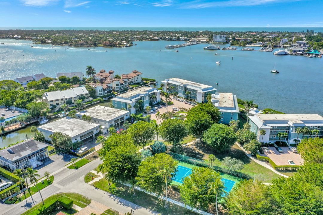 1200 Blue Point Ave a 5, Naples, FL 34102