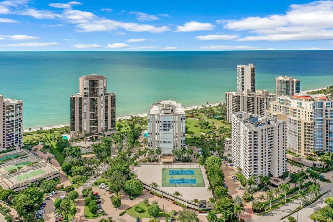 4401 Gulf Shore Blvd N #601, Naples, FL 34103