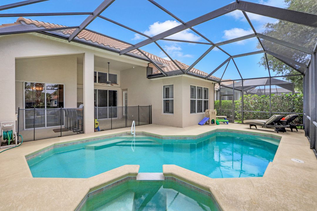 12836 Brynwood Way, Naples, FL 34105