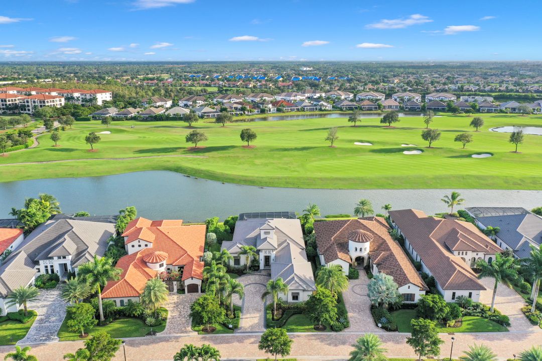 16446 Seneca Way, Naples, FL 34110