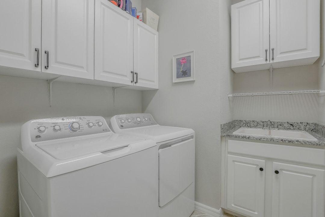 19877 Beechcrest Pl, Estero, FL 33928