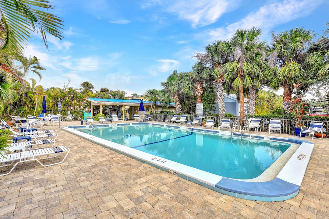 8071 Country Rd #106, Fort Myers, FL 33919