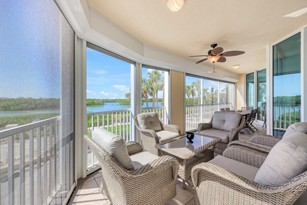 445 Dockside Dr ##201, Naples, FL 34110