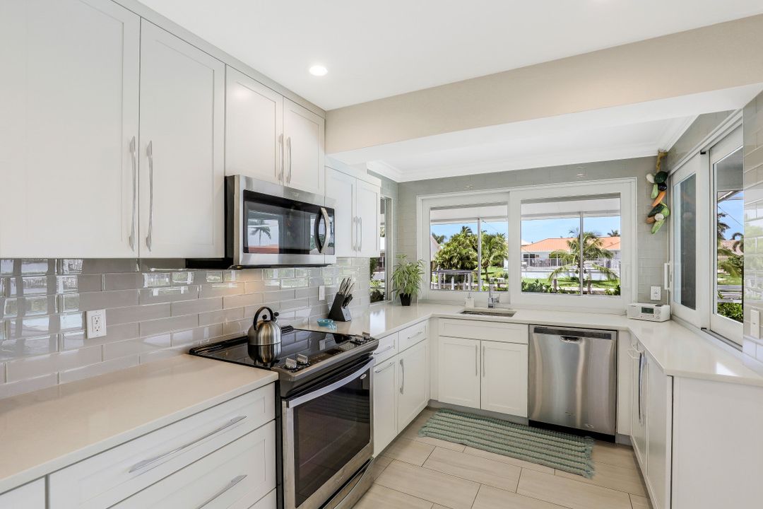 206 Dan River Ct, Marco Island, FL 34145