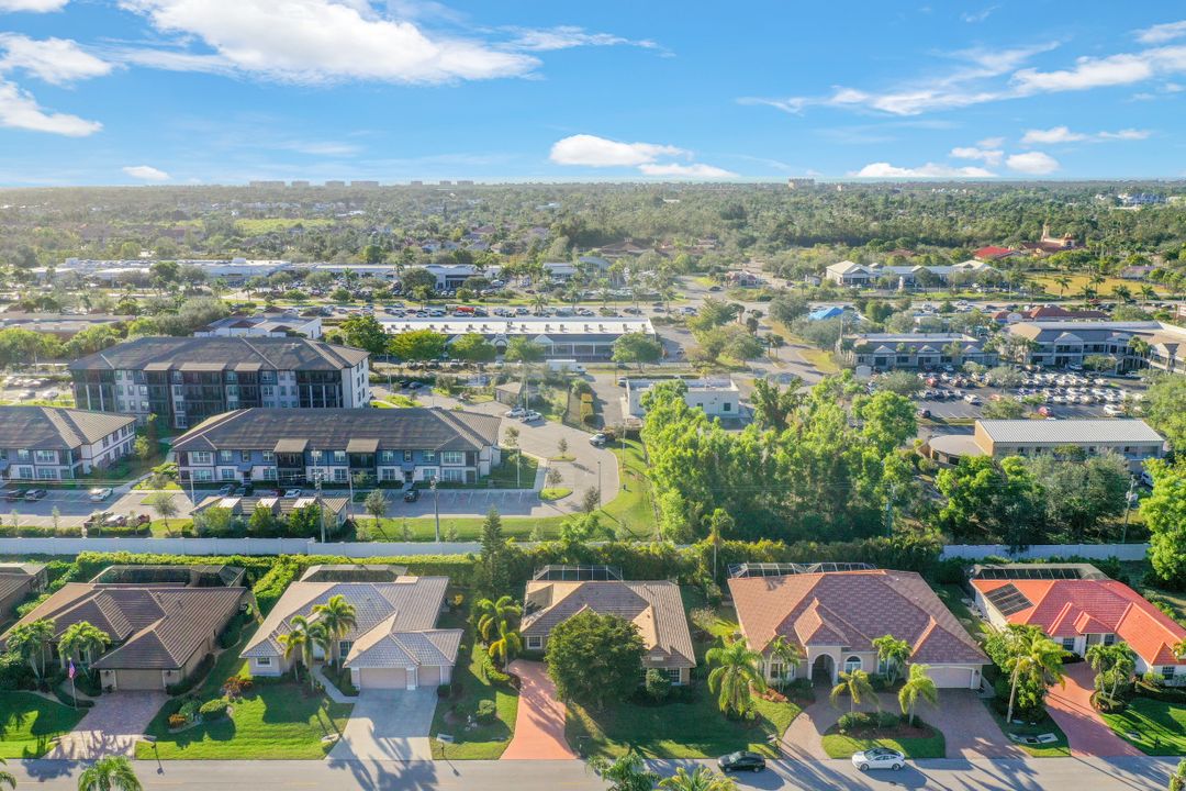 28388 Del Lago Way, Bonita Springs, FL 34135