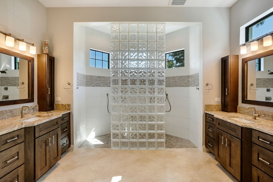 14528 Lieto Ln, Bonita Springs, FL 34135