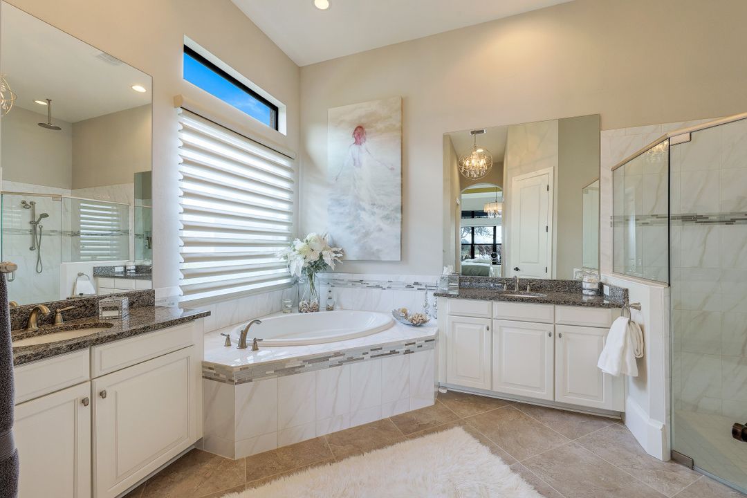 8837 Savona Ct, Naples, FL 34119