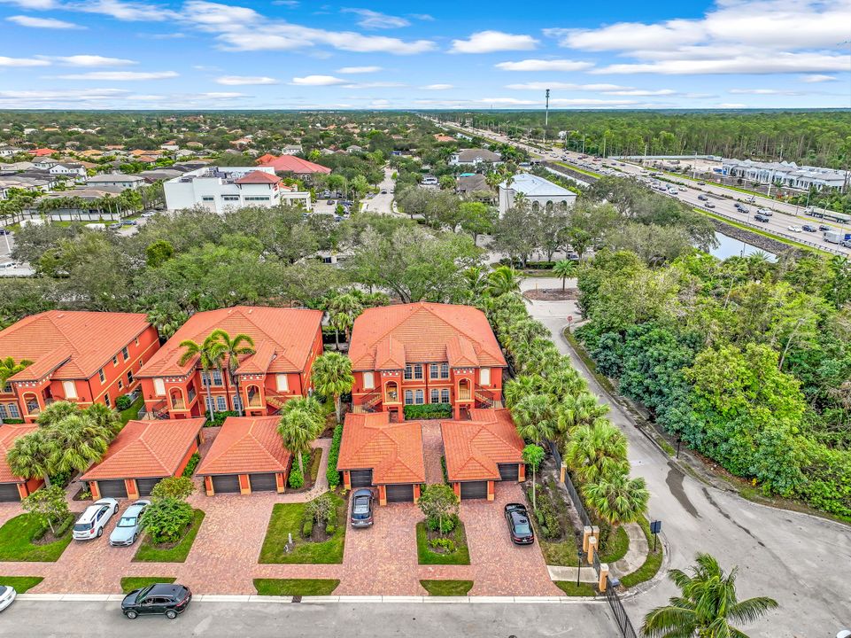 10020 Heather Ln #903, Naples, FL 34119