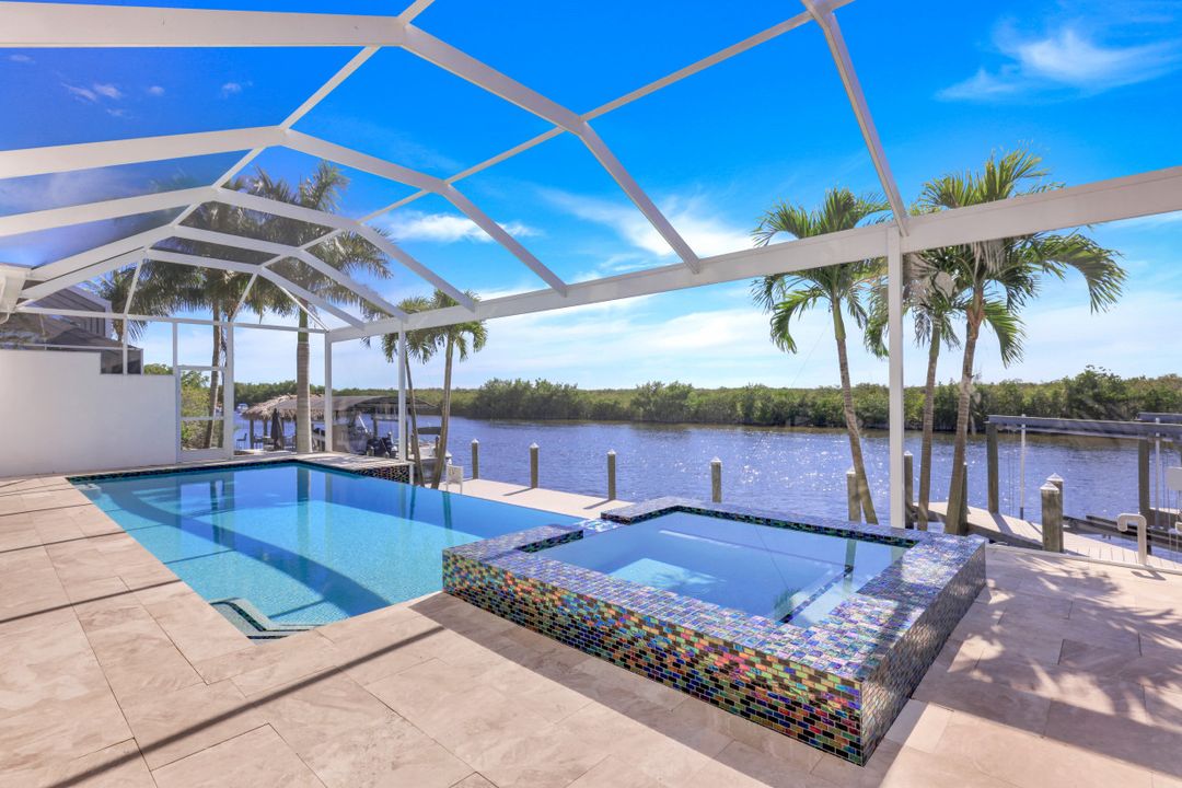 5210 SW 28th Pl, Cape Coral, FL 33914