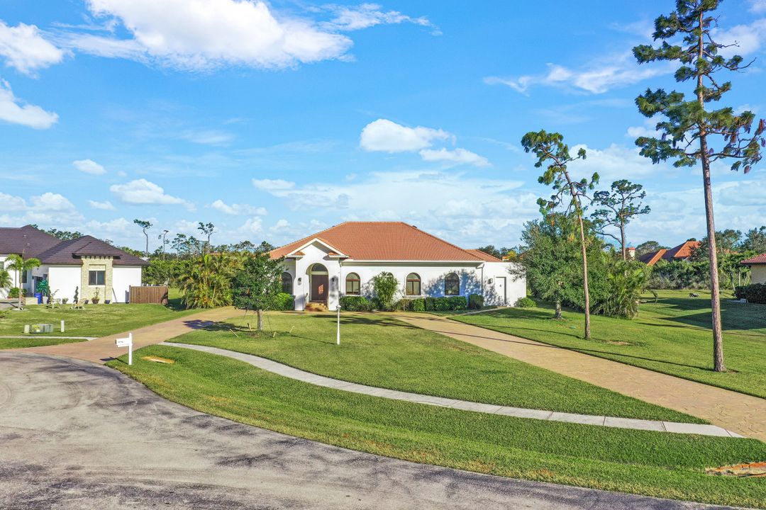 15361 Old Pine Ct, Fort Myers, FL 33912