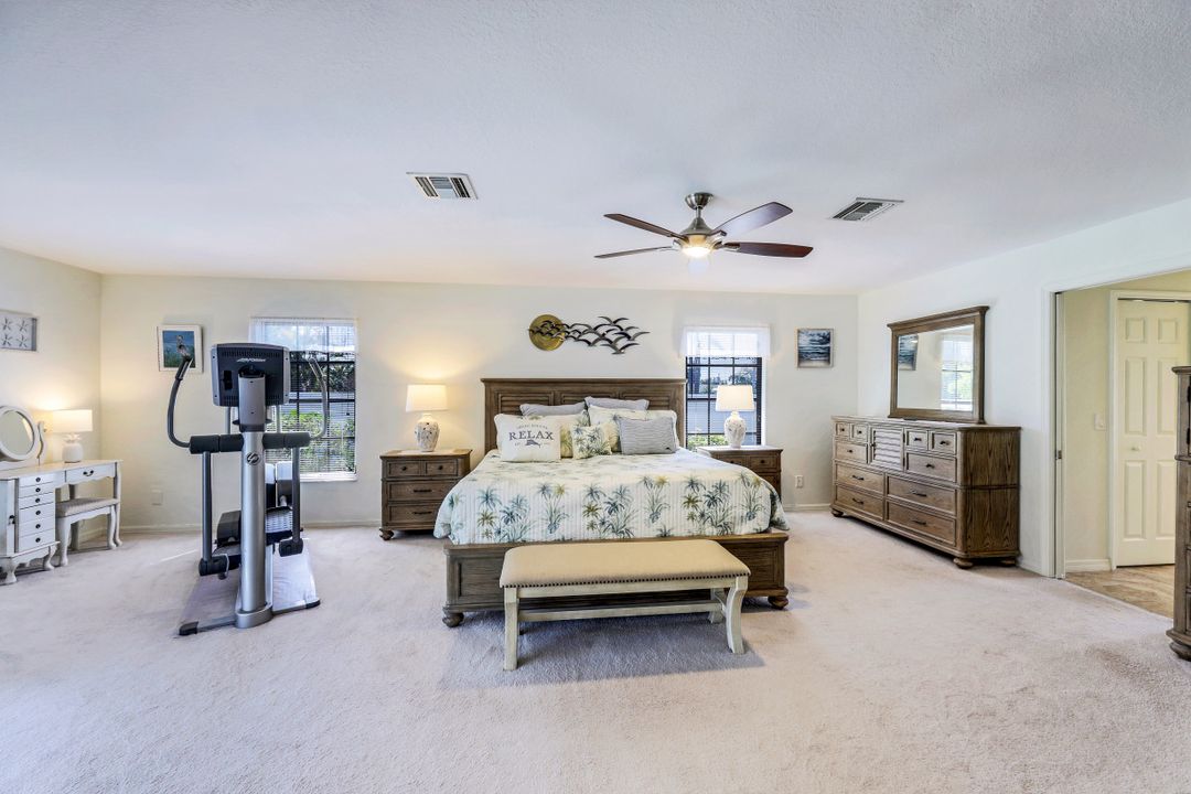 3919 SE 4th Ave, Cape Coral, FL 33904