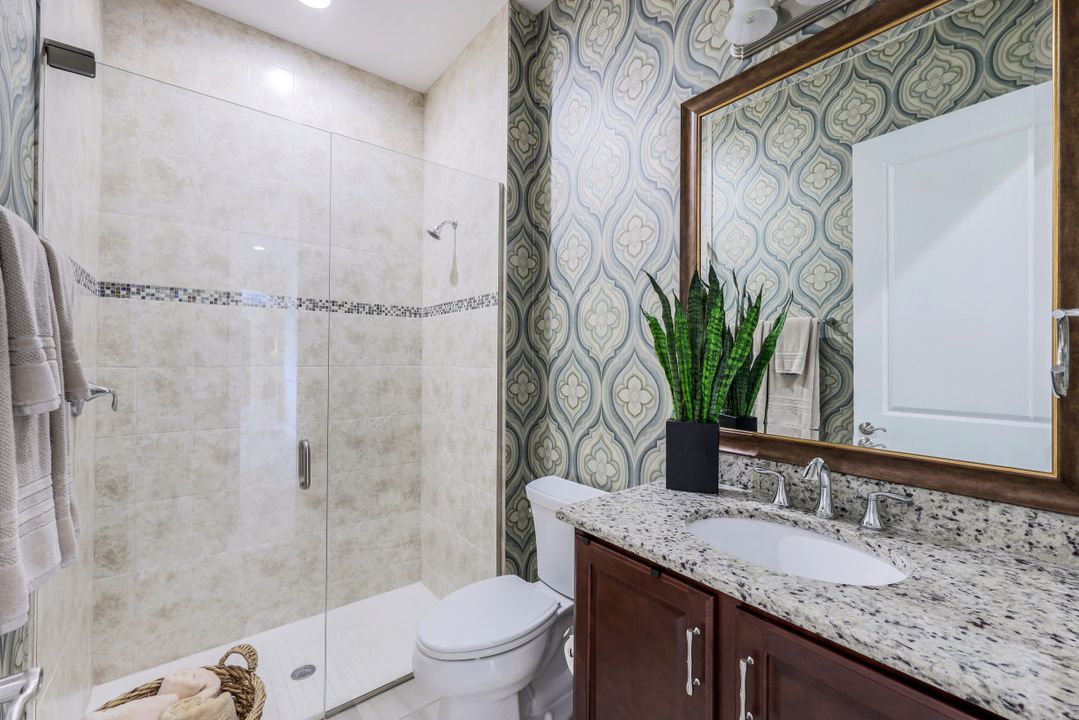 2303 Somerset Pl, Naples, FL 34120