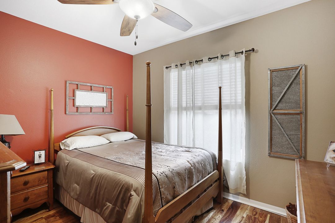 6645 Huntington Lakes Cir #104, Naples, FL 34119