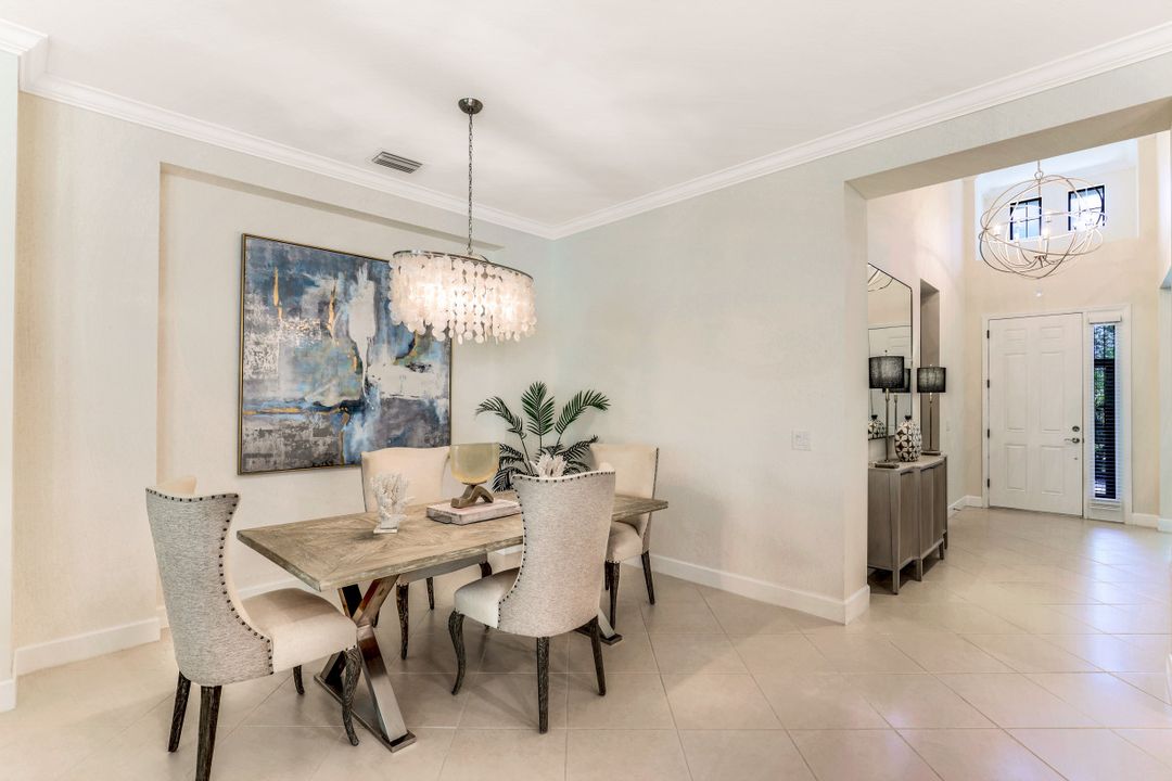 9345 Isla Bella Cir, Bonita Springs, FL 34135