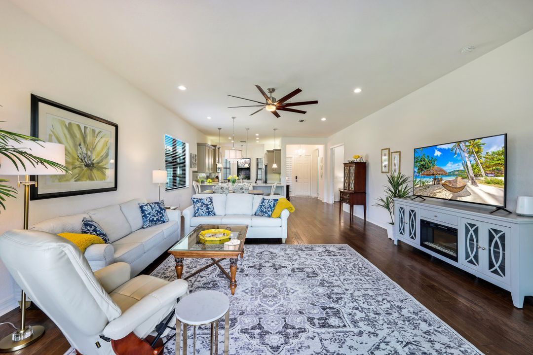 11558 Meadowrun Cir, Fort Myers, FL 33913