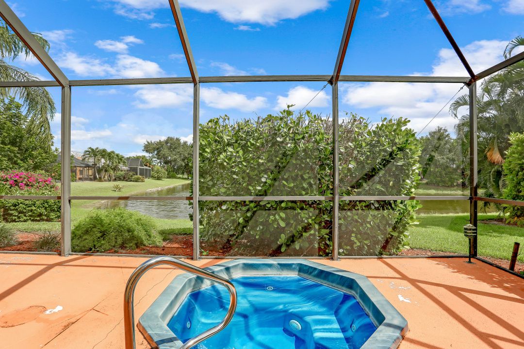 5895 Sonoma Ct, Naples, FL 34119