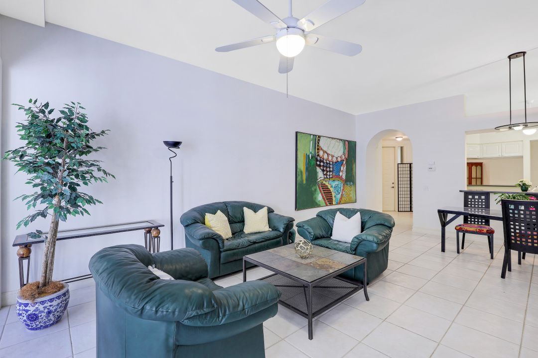 700 Bentwater Cir #103, Naples, FL 34108