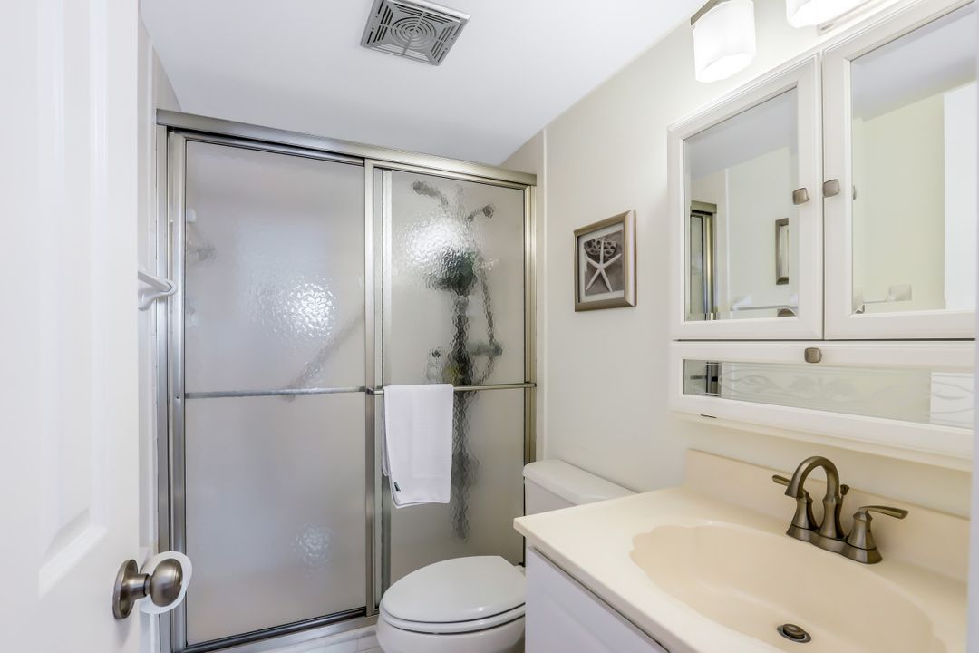 1100 Gulf Shore Blvd N #306, Naples, FL 34102