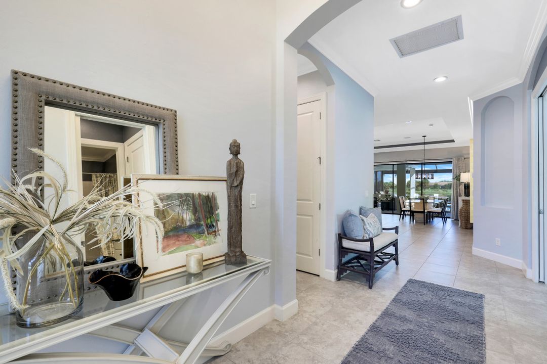 9155 Trivoli Ter, Naples, FL 34119