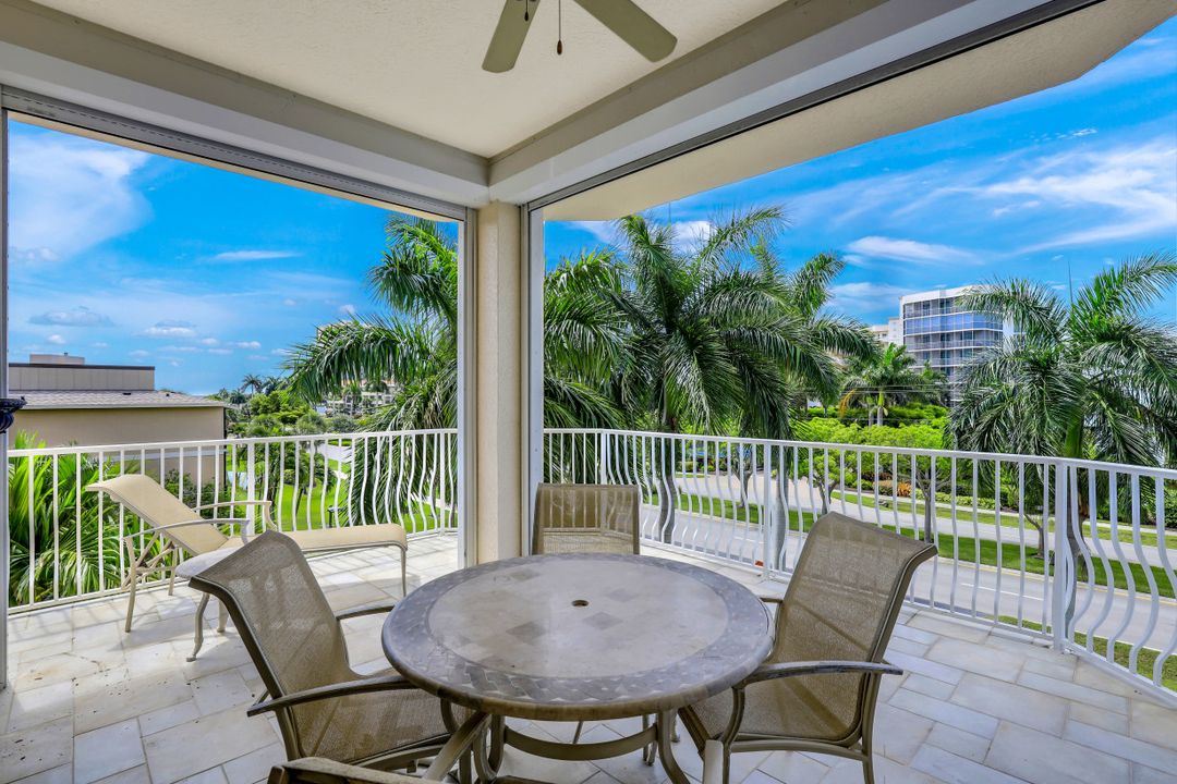 1061 S Collier Blvd #303, Marco Island, FL 34145