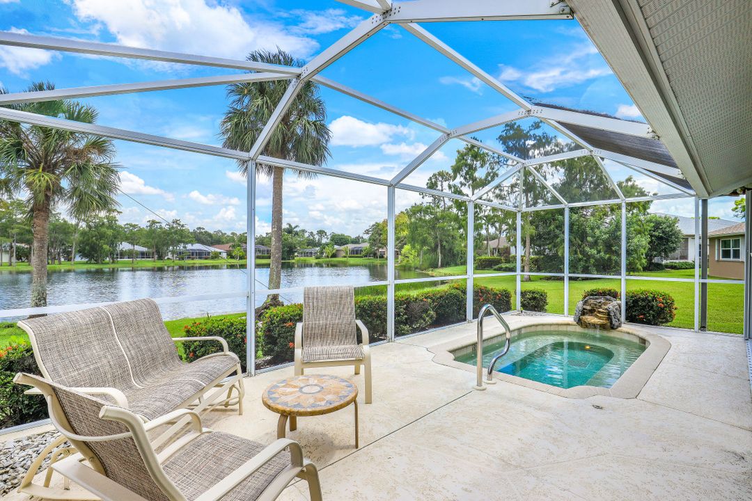 7563 Woodland Bend Cir, Fort Myers, FL 33912