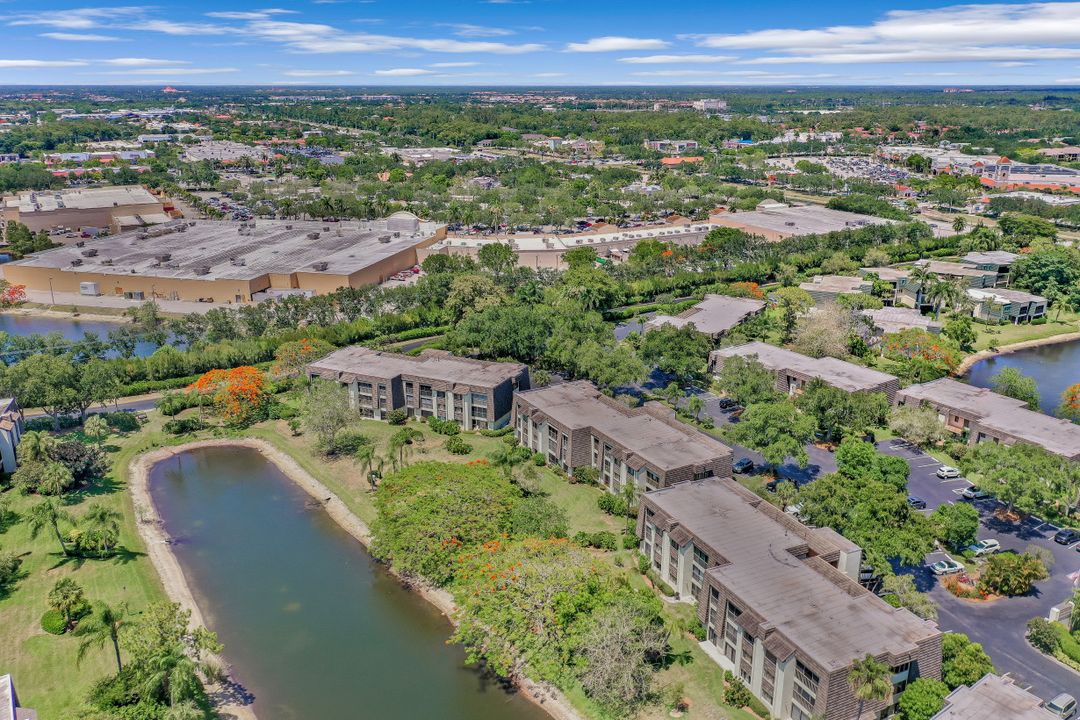 1621 Spoonbill Ln #A, Naples, FL 34105